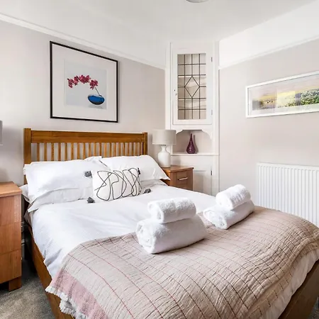 4 Bed In Oc-lr084 *