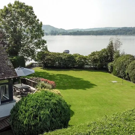 Holiday home Holly Nook *