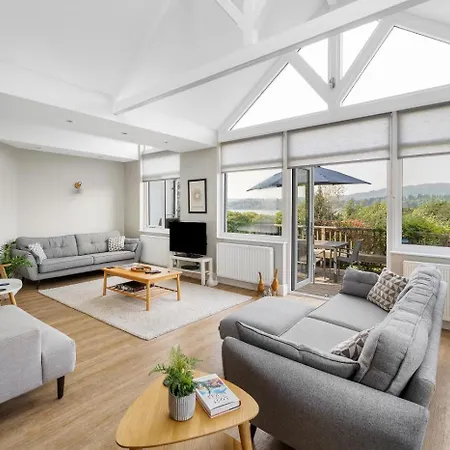4 Bed In Oc-lr084 * Ambleside